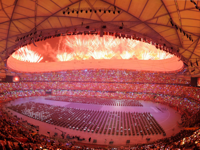 Εντυπωσιακή τελετή έναρξης