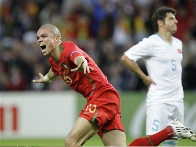 Αμυντικοί οι MVP της πρεμιέρας