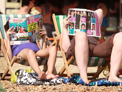 Γλυκάθηκε η γιαγιά στο μέλι