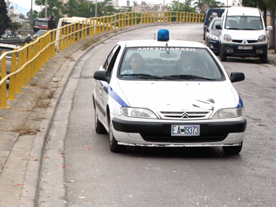 Σφοδρή σύγκρουση ΙΧ με βυτιοφόρο