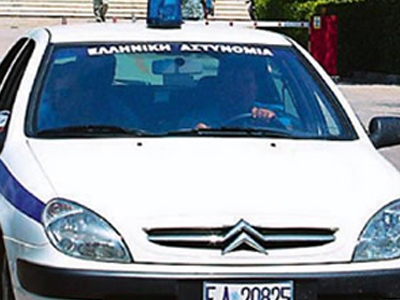 Πρώην δήμαρχος καταζητείται γιατί έκοψε τα δάχτυλα της συντρόφου του