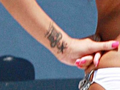 «Έφαγε» ”Χ” ο Peter Andre