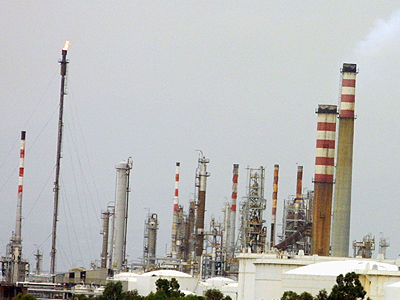 Σχεδόν 16 δολάρια ”έχασε” το πετρέλαιο σε τρεις ημέρες