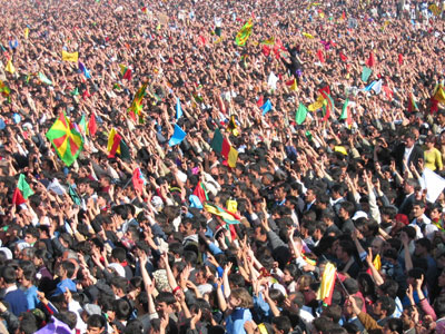 Έλληνες δικηγόροι “ανακρίνονται” για το PKK