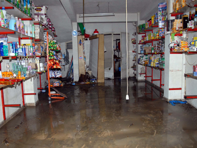 Πλημμύρισαν σπίτια και καταστήματα