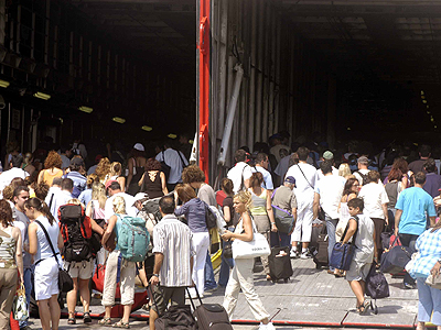 Ταλαιπωρία για τους επιβάτες του ”Εξπρές Λήμνος”