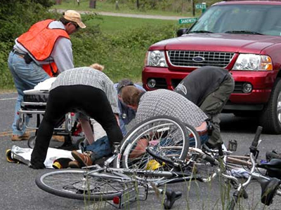 Φορτηγό παρέσυρε και σκότωσε ποδηλάτη