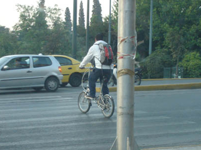 Συνελήφθη ο ασυνείδητος οδηγός που τραυμάτισε θανάσιμα ποδηλάτη