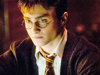 Περιοδεία στο «Χόγκουαρτς» με τον «Χάρι Πότερ» για τις κόρες του Ομπάμα