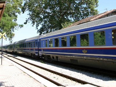 «Αστυνομικοί» λήστευαν λαθρομετανάστες