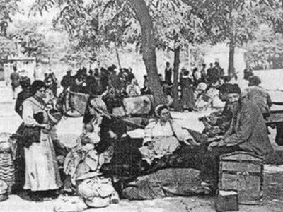 Αφιέρωμα στους Έλληνες πρόσφυγες από Τσέχικο περιοδικό