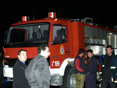 Εμπρηστική επίθεση σε κατάστημα ρούχων