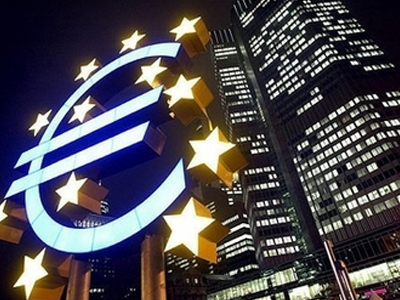 Οικονομική ανάκαμψη από του χρόνου το καλοκαίρι βλέπει η ΕΚΤ