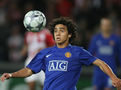 Ανανέωσε στη Μάντσεστερ Γιουνάιτεντ ο Ράφαελ