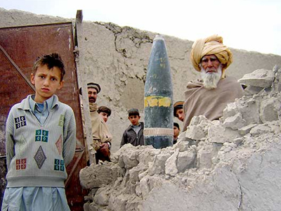 Νεκρά παιδιά από αεροπορικό βομβαρδισμό στο Αφγανιστάν