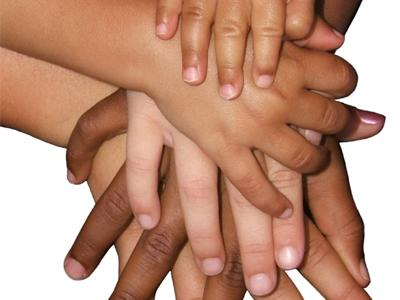 Μάθετε το παιδί σας να μη διαχωρίζει χρώματα και λαούς