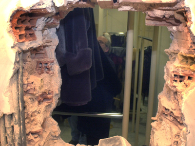 «Ριφιφί» σε κατάστημα με γούνες