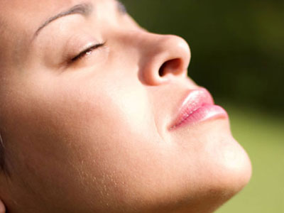 Ποιες τροφές απαλύνουν τις ρυτίδες Ποιες τροφές απαλύνουν τις ρυτίδες