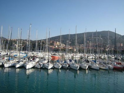 Απαγόρευσαν τα γιοτ στη Ριβιέρα