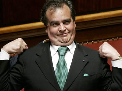 Ευνουχισμό για τους βιαστές προτείνει Ιταλός υπουργός