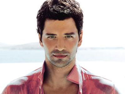 Σταρ «κολλημένοι» με το οινόπνευμα