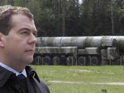 Η Μόσχα εκτοξεύει πυραύλους στον Ειρηνικό