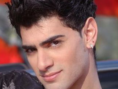 Είχαν ”γδύσει ” τον Σαρμπέλ και 57 διαμερίσματα