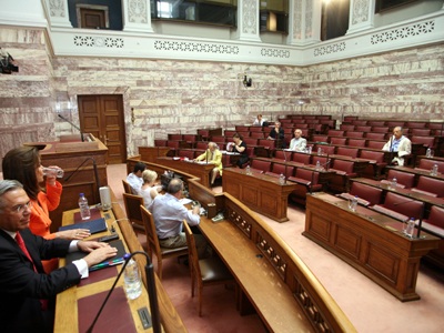 Μην ενοχλείτε τον… υπουργό