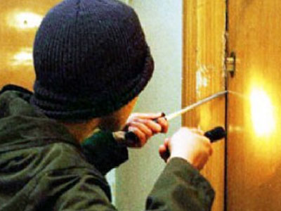 Συνελήφθησαν δυο Έλληνες για κλοπές και διαρρήξεις