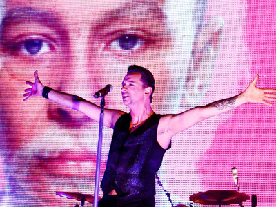 Οι DEPECHE MODE επιστρέφουν στη σκηνή