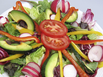 Στις γιορτές τα κάναμε… σαλάτα;