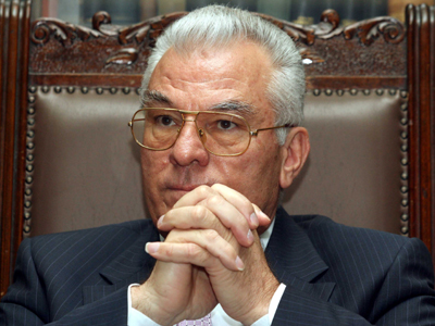 «Όποιος Δήμαρχος παντρέψει gay, θα λογοδοτήσει»