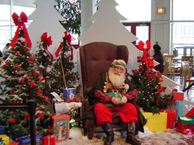 Απέλυσαν τον… Άη Βασίλη