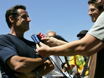 Θραύση για τον “μαινόμενο” Σαρκοζί στο διαδίκτυο