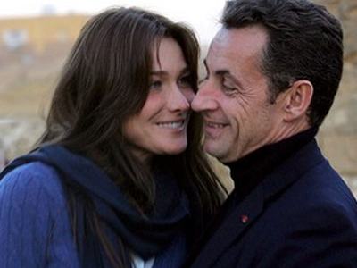 Στη Μύκονο Σαρκοζί – Μπρούνι;