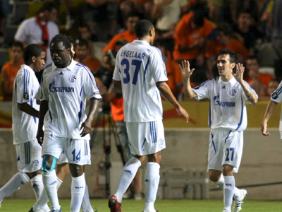 Εύκολο απόγευμα για τη Σάλκε στην Κύπρο