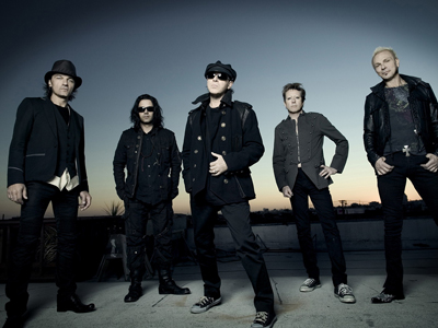 Κέρδισε διπλές προσκλήσεις για τους Scorpions