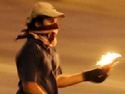 Επίθεση αγνώστων σε διμοιρία των ΜΑΤ