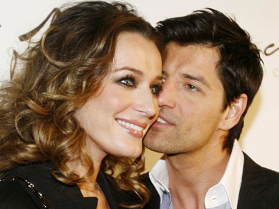 Το πρώτο Πάσχα με την κόρη τους στην Ελούντα