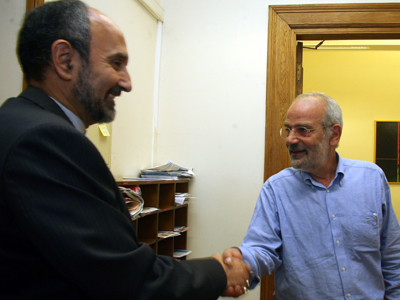 Το χαμόγελο του Πρέσβη