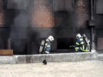 Σβήστηκε η φωτιά στο υπόγειο των Ster στην Αχαρνών