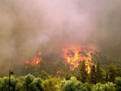 Υπό έλεγχο η πυρκαγιά στη Νίκαια