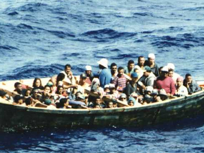 Βρέθηκαν ζωντανοί ύστερα από τρεις εβδομάδες στη θάλασσα