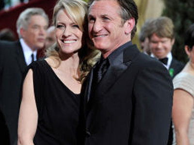 Τέλος βάζει στο γάμο του ο Σον Πεν