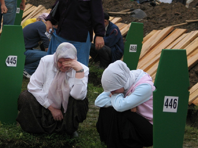 13 χρόνια από τη σφαγή στη Σρεμπρένιτσα