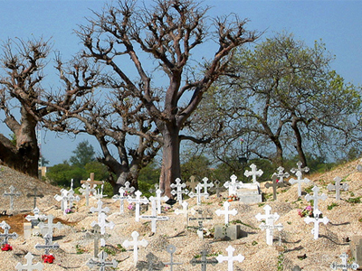 Τον ξέθαψαν γιατί ήταν… ομοφυλόφιλος