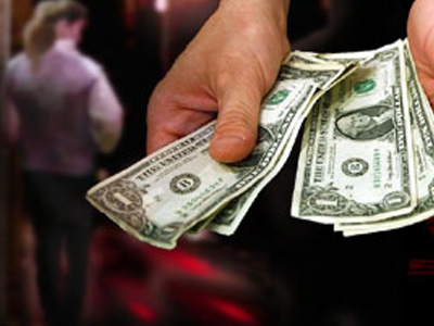 Περιορισμούς στο σεξ επί πληρωμή βάζουν οι Βρετανοί