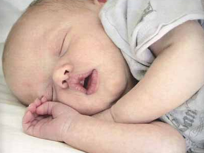 Η “βιομηχανία” φωτογραφιών με τα μωρά των Celebrities