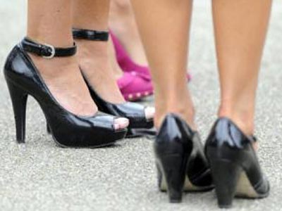 Κυνηγούσε… γυναίκες για τα παπούτσια τους