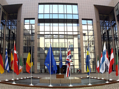 Τέρμα στo «δεσποινίδες» και «κυρίες» στο Ευρωκοινοβούλιο